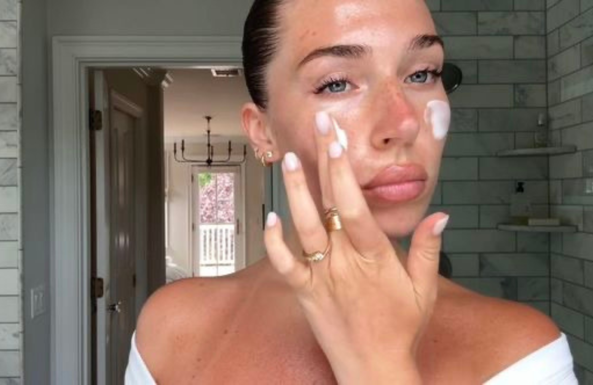 Kolagen i hijaluronska kiselina – zašto su ključni saveznici mladolikog izgleda?