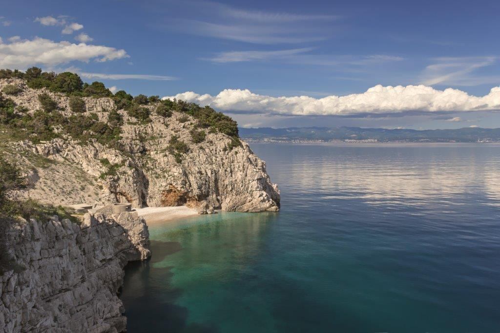 Ovu plažu na Kvarneru mnogi smatraju jednom od najljepših u Hrvatskoj